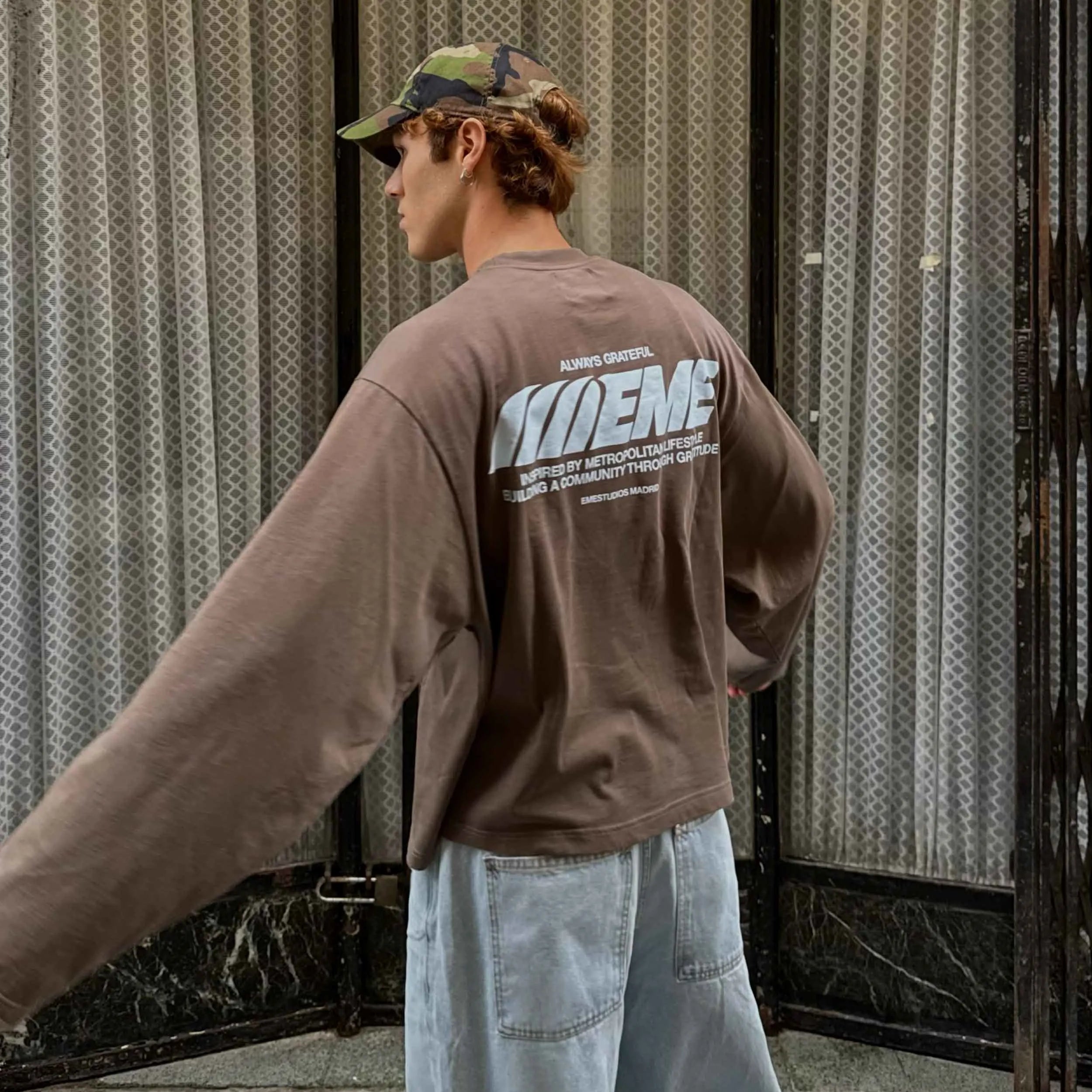 Builder Choco Long Sleeve
