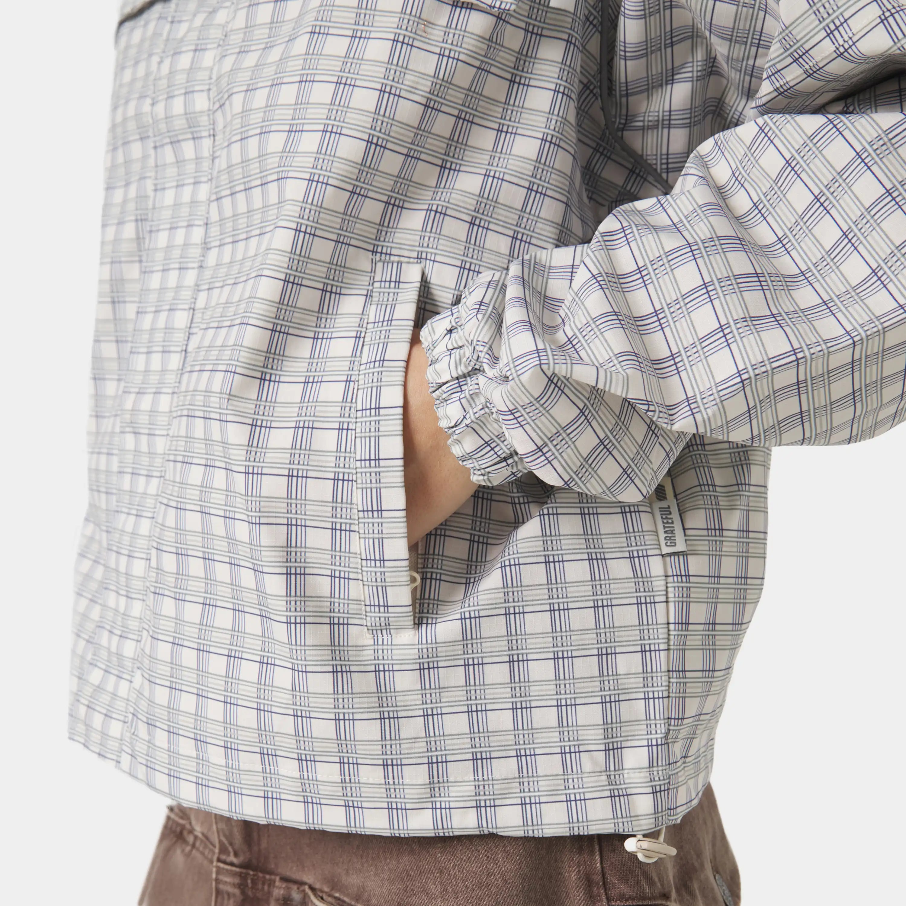 Echo Off Sand Windbreaker