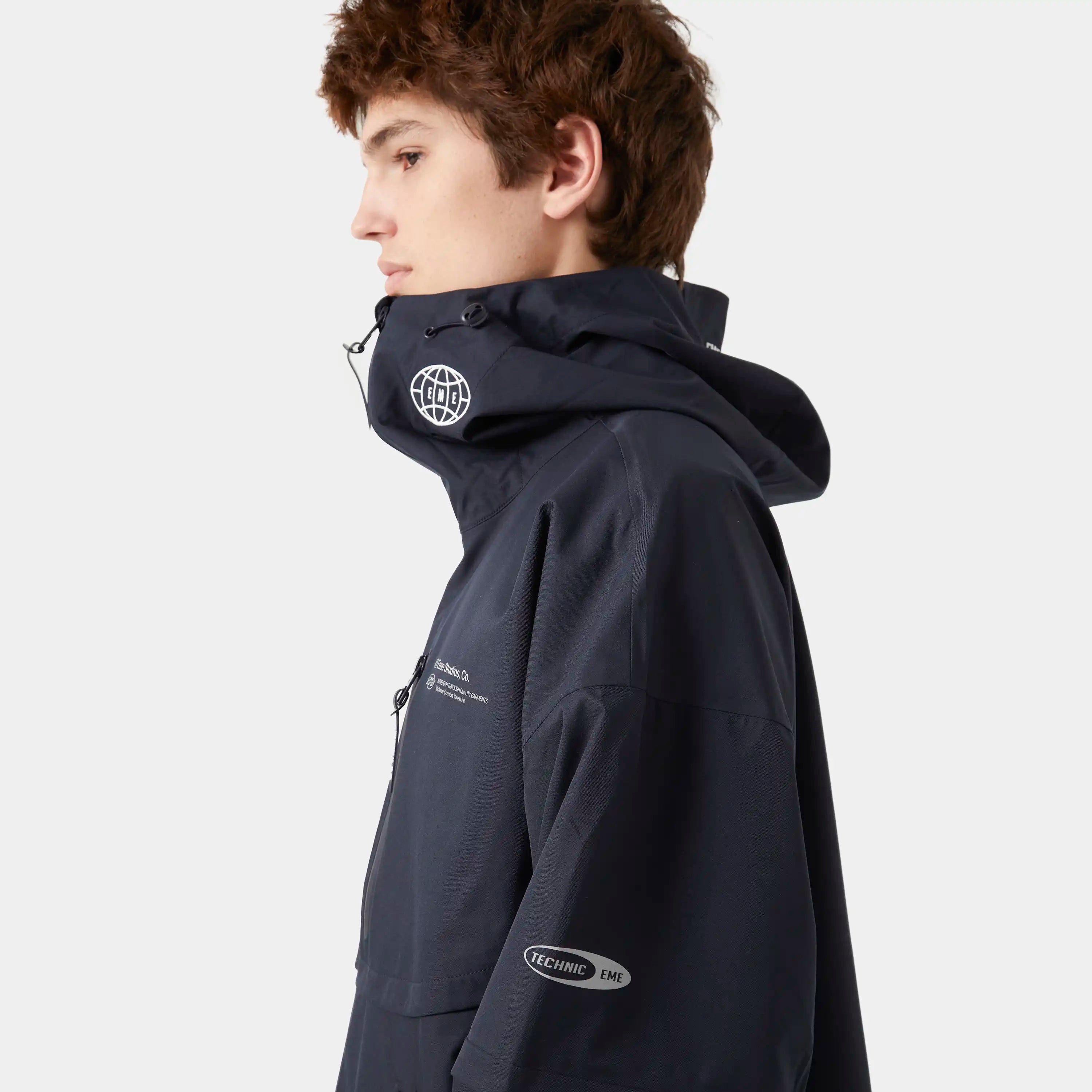 F - 5135 Navy Windbreaker