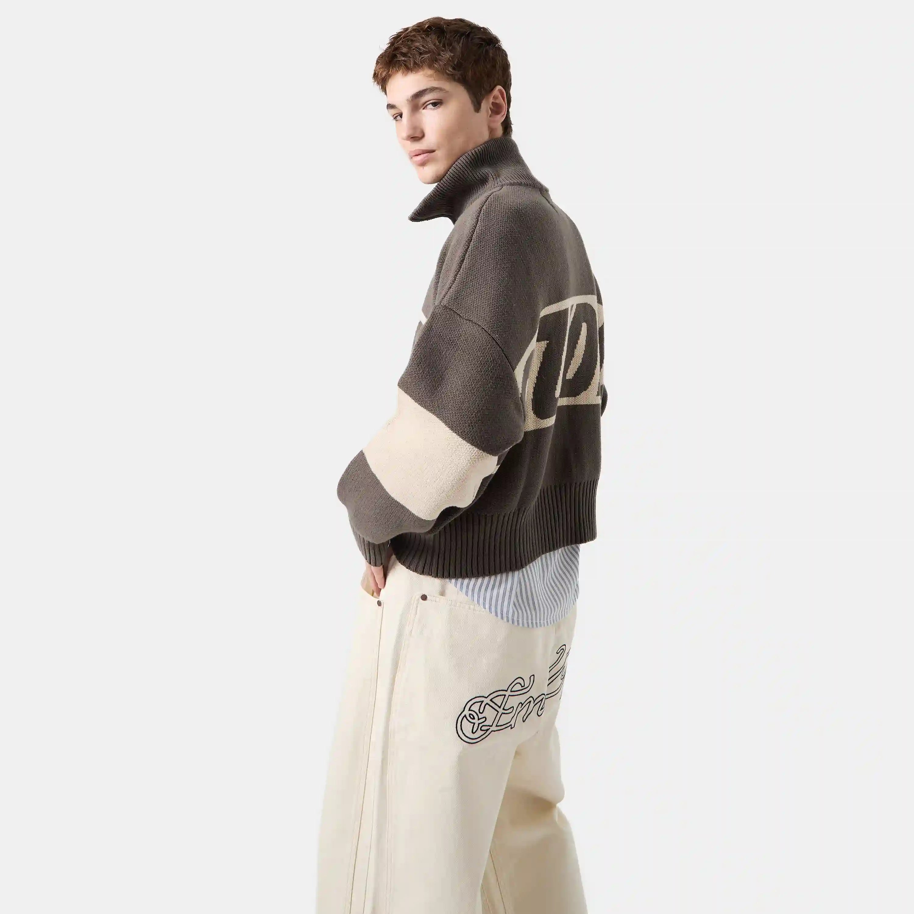 Thrill Falcon Zipper Knit