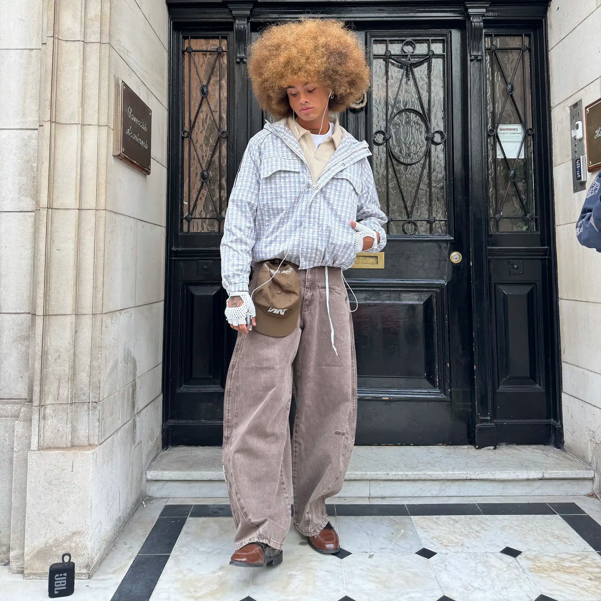 Echo Off Sand Windbreaker