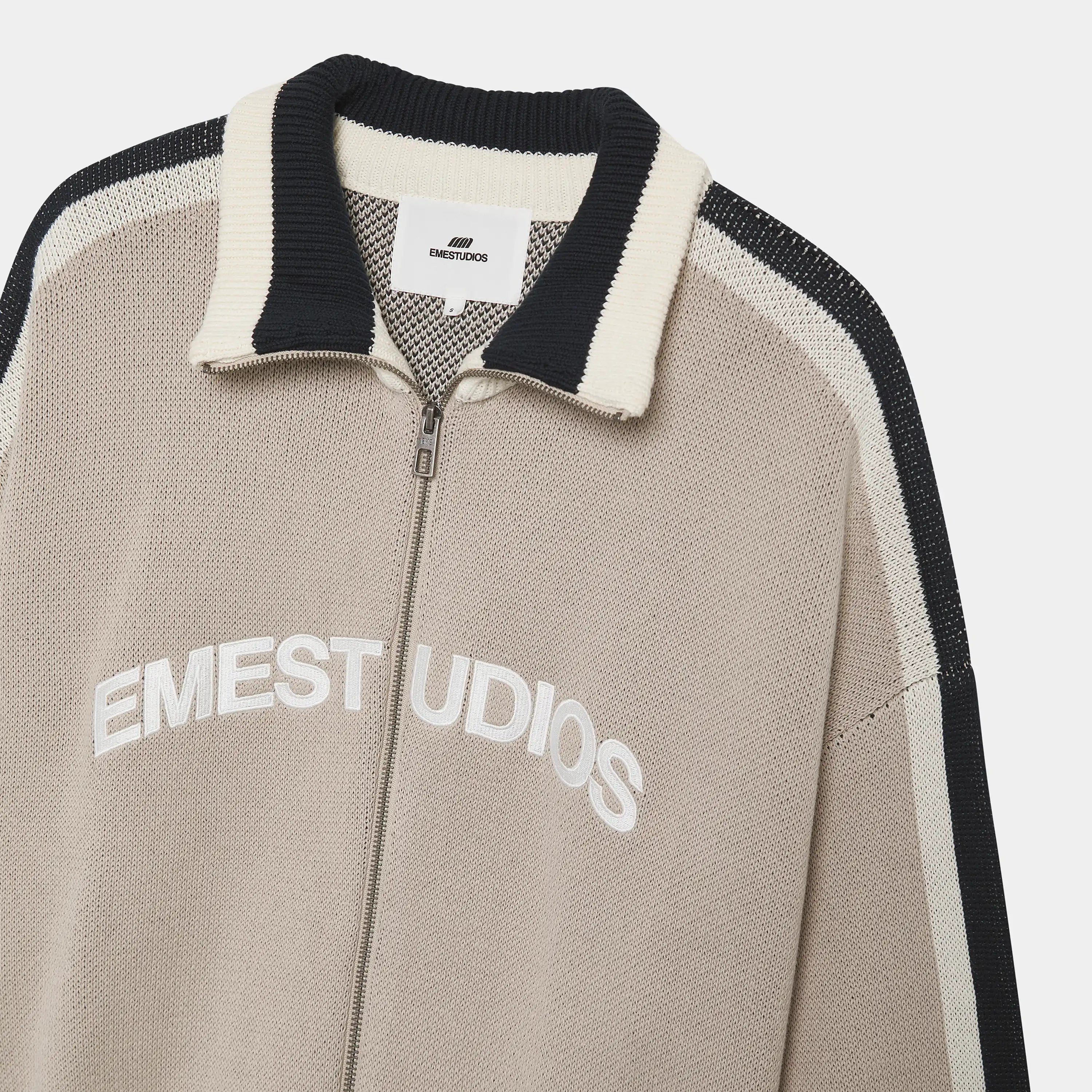 Echellor Off Sand Zipper Knit