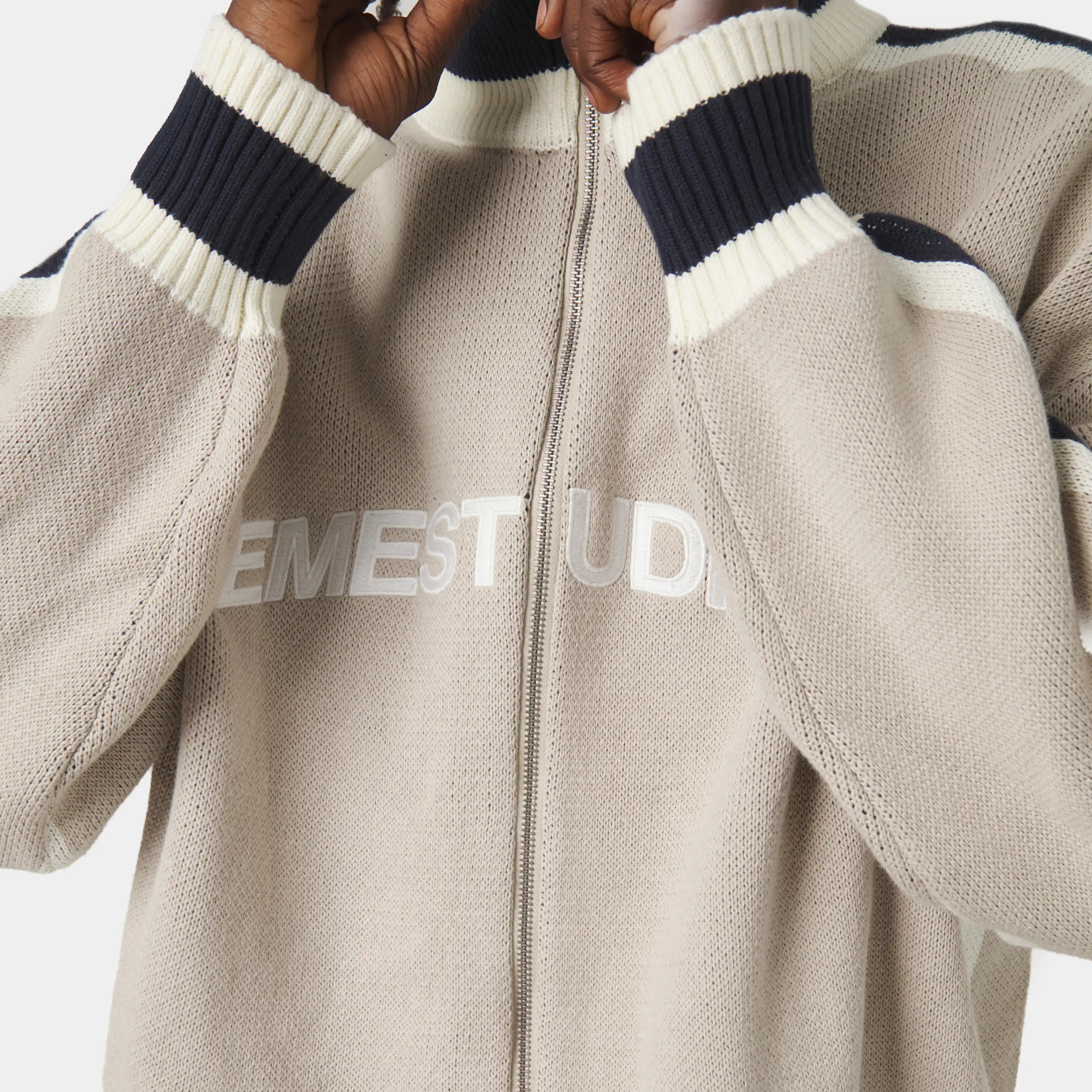 Echellor Off Sand Zipper Knit