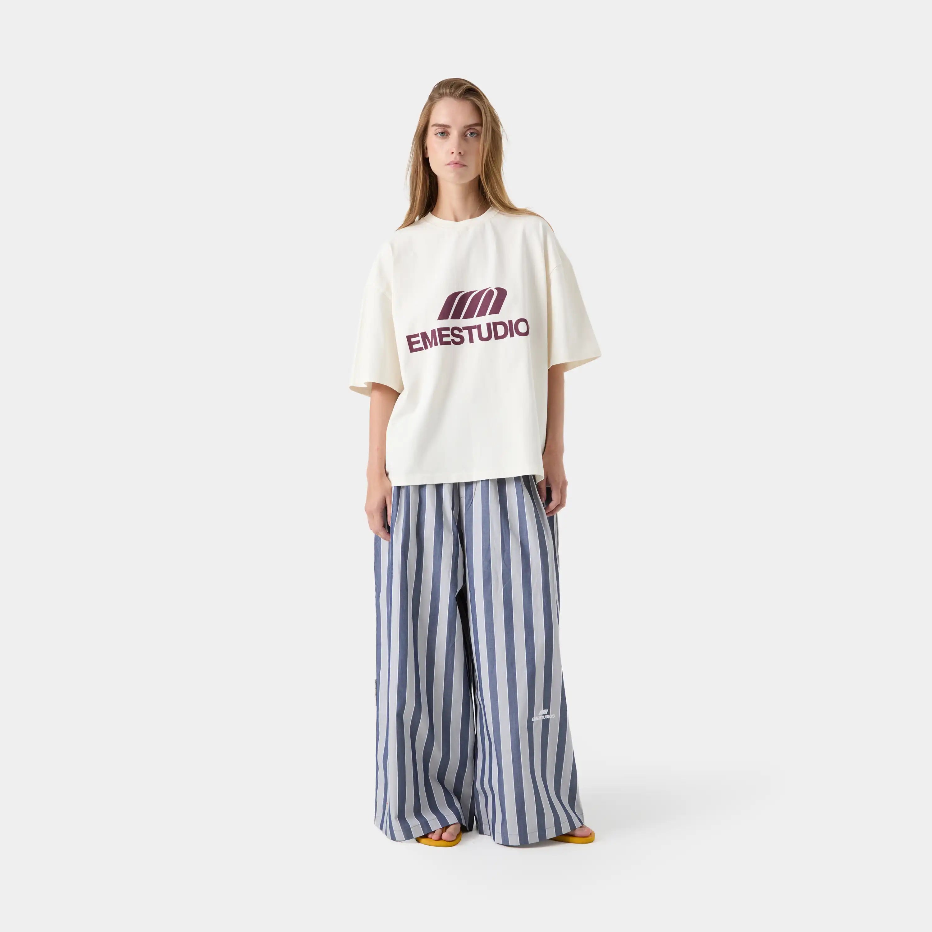 2 Era Off Sand Oversized Tee