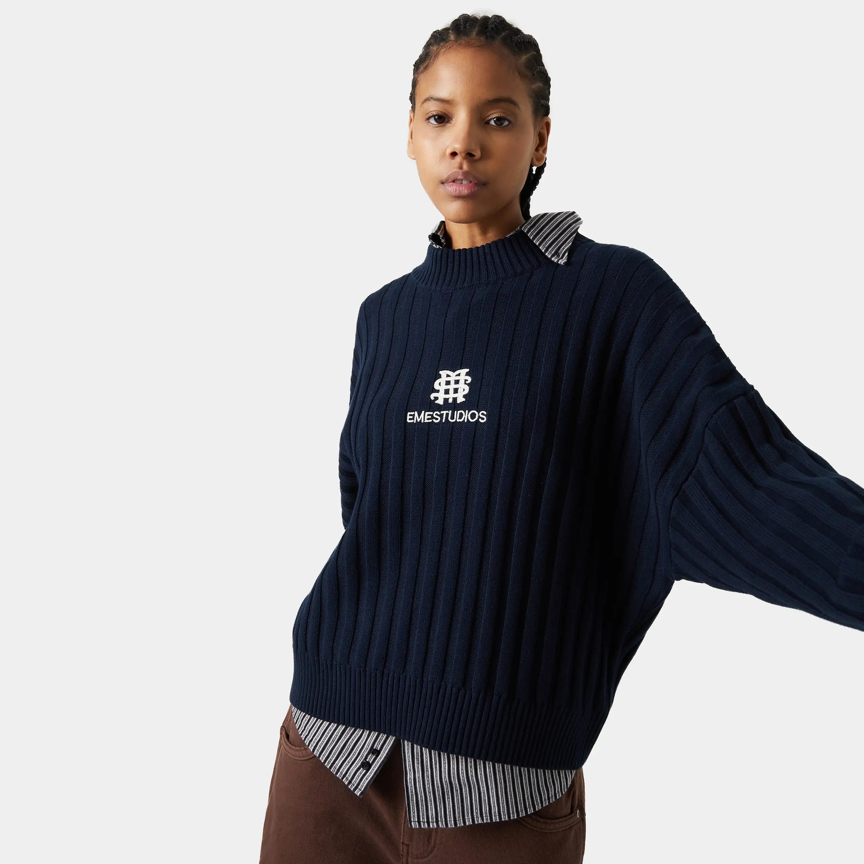 Badge Navy Knit